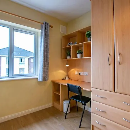 130 - Large Duplex By Shortstays Holiday home *